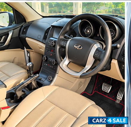 Mahindra XUV 500 W10 Mahindra XUV 500 W10