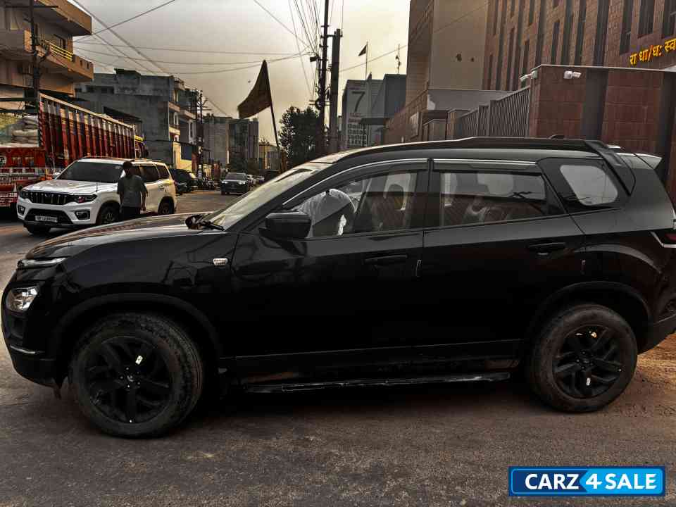 Tata Safari XT+ Dark edition Tata Safari XT+ Dark edition