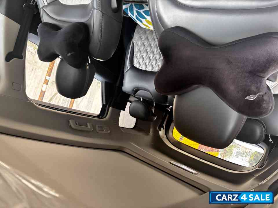 Tata Safari XT+ Dark edition Tata Safari XT+ Dark edition