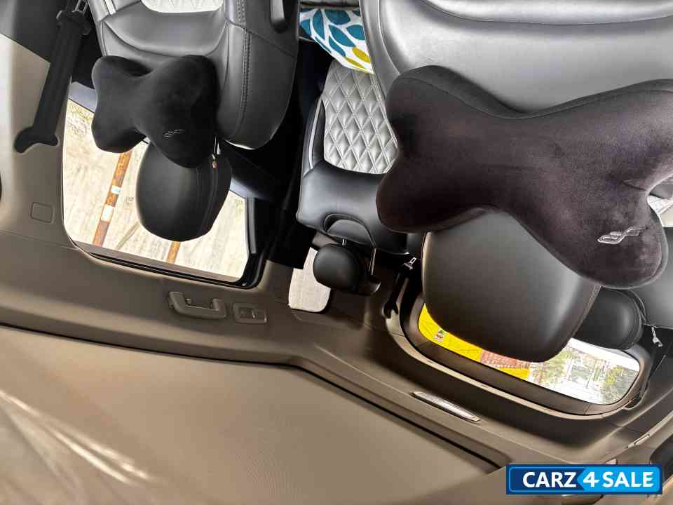 Tata Safari XT+ Dark edition Tata Safari XT+ Dark edition