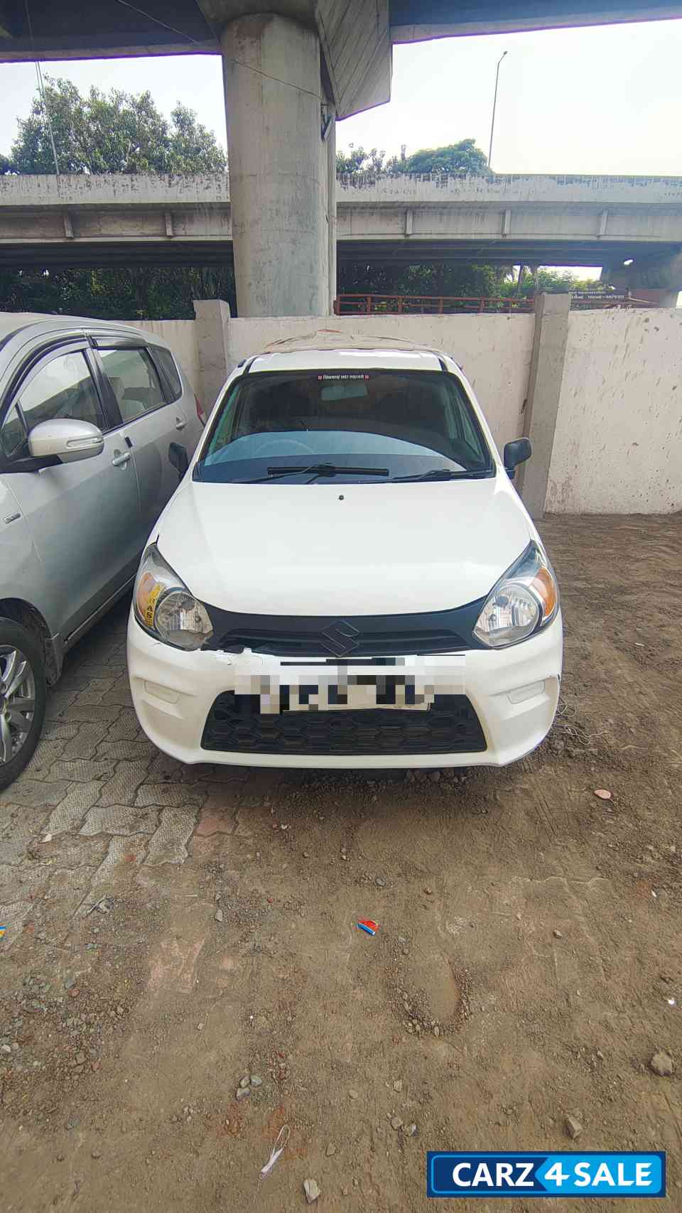White Maruti Suzuki Alto 800 White Maruti Suzuki Alto 800