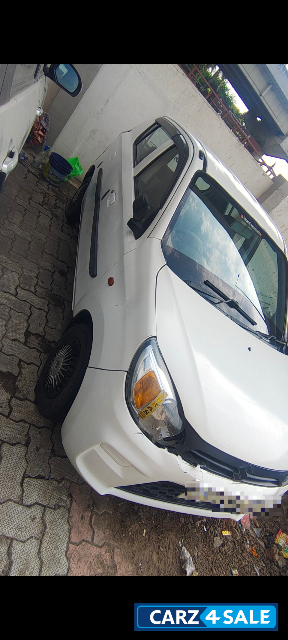 White Maruti Suzuki Alto 800 White Maruti Suzuki Alto 800