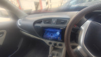 White Maruti Suzuki Alto 800