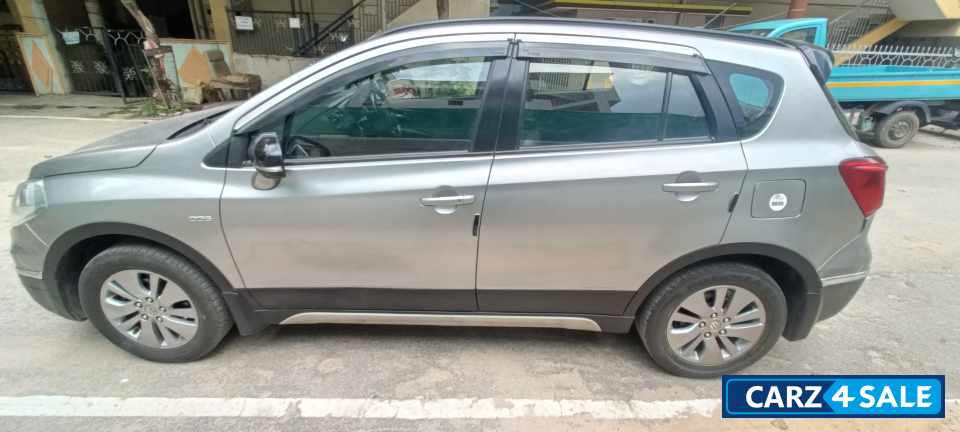 Maruti Suzuki S-Cross ZETA 1.3 Maruti Suzuki S-Cross ZETA 1.3