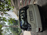White Mitsubishi Outlander Saloon