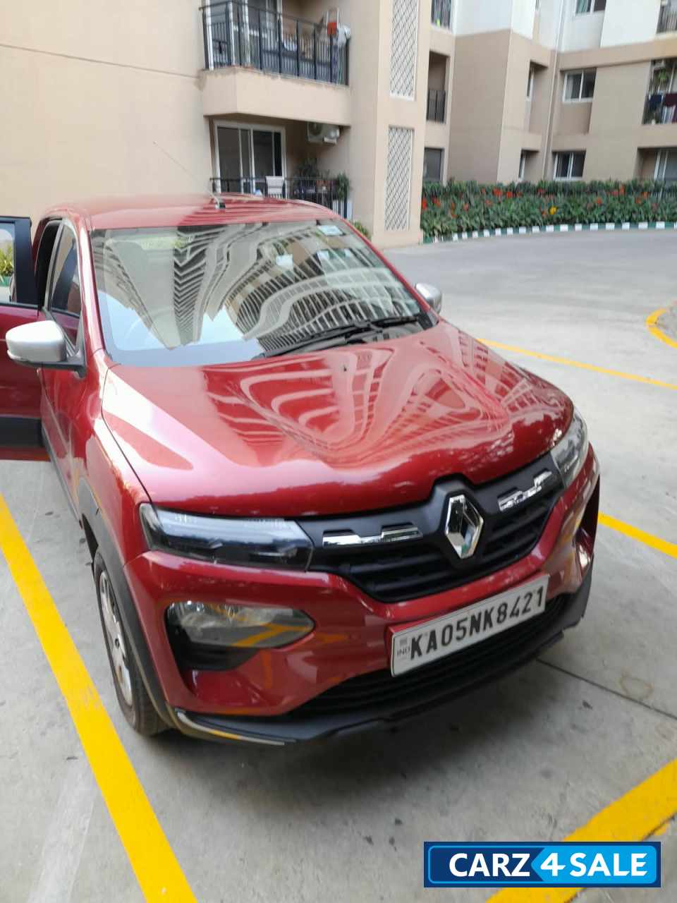 Renault Kwid RXT AMT 1L