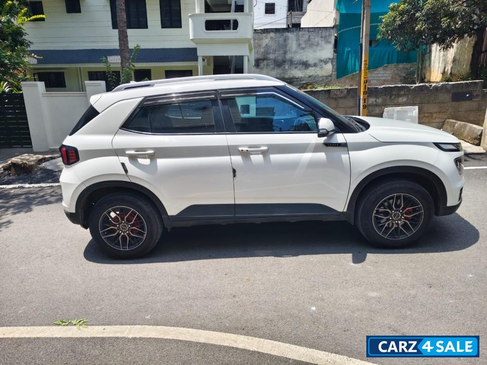 Hyundai Venue sx manual petrol Hyundai Venue sx manual petrol