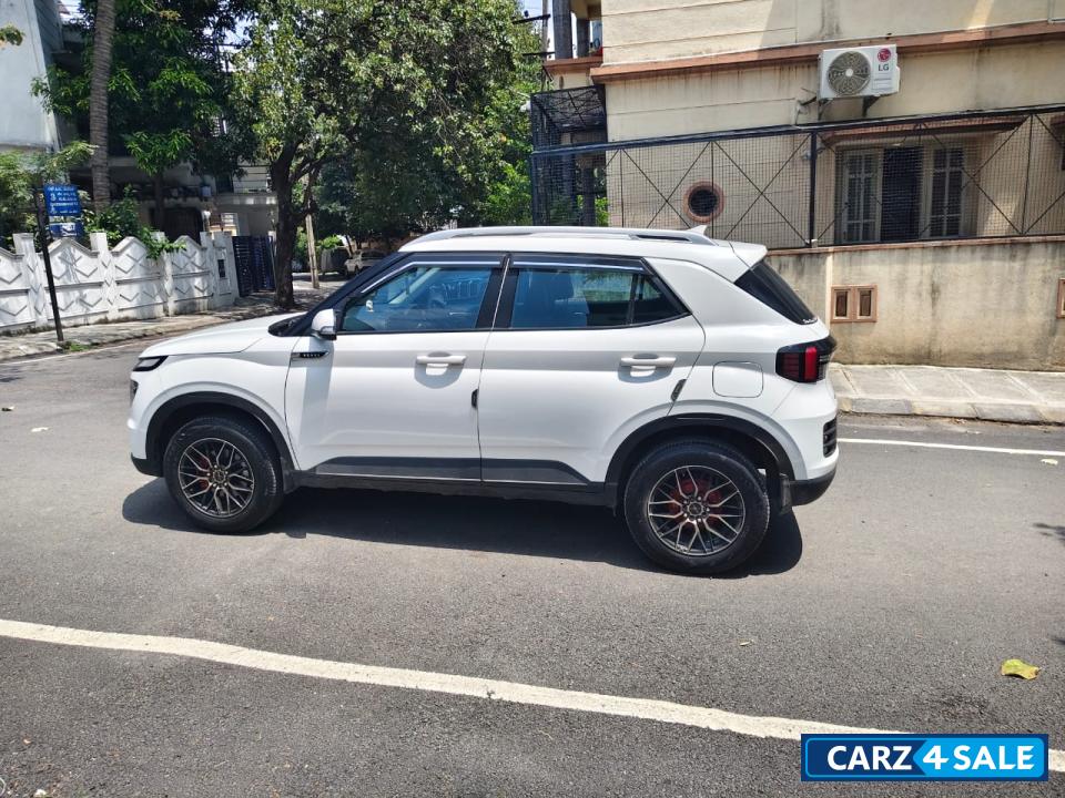 Hyundai Venue sx manual petrol Hyundai Venue sx manual petrol