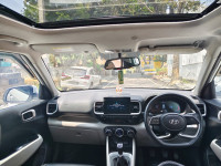 Hyundai Venue sx manual petrol