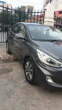 Stardust Grey Hyundai Verna 1.6 vtvt sx opt