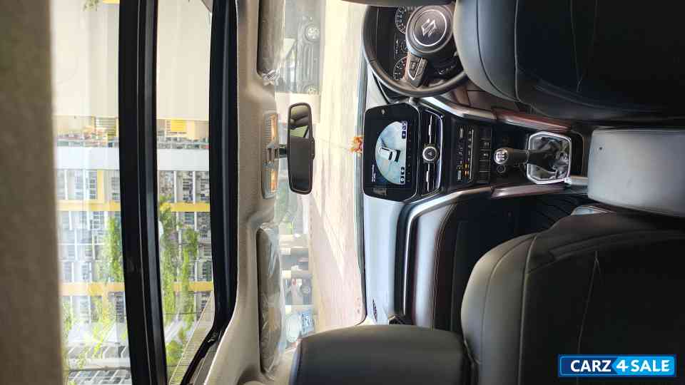Maruti Suzuki Grand Vitara Alpha MT Maruti Suzuki Grand Vitara Alpha MT