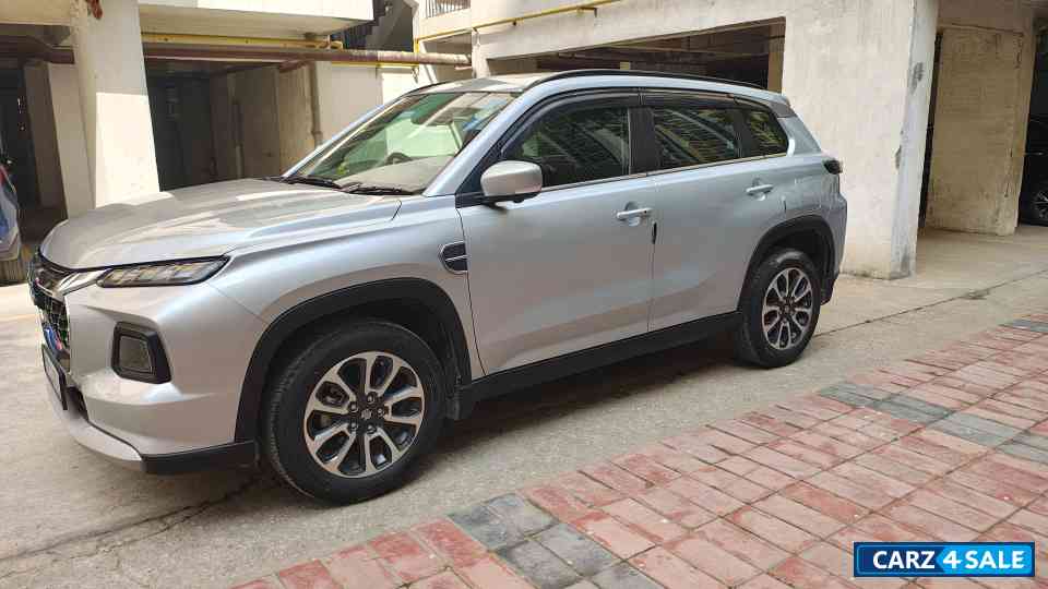 Maruti Suzuki Grand Vitara Alpha MT Maruti Suzuki Grand Vitara Alpha MT