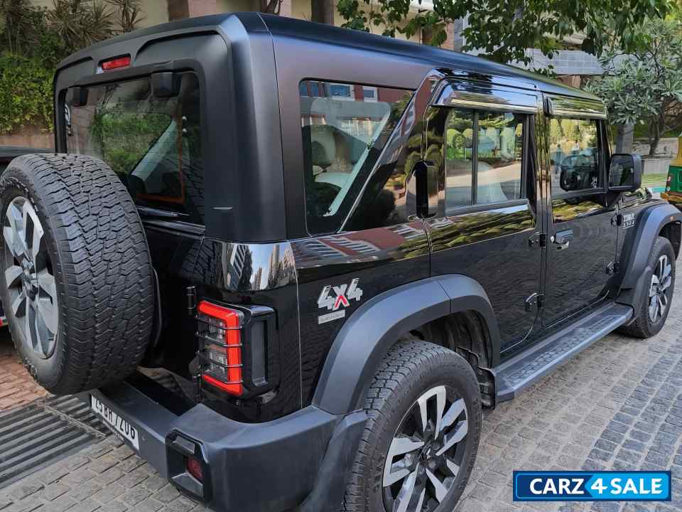Stealth Black Mahindra Thar Roxx Stealth Black Mahindra Thar Roxx