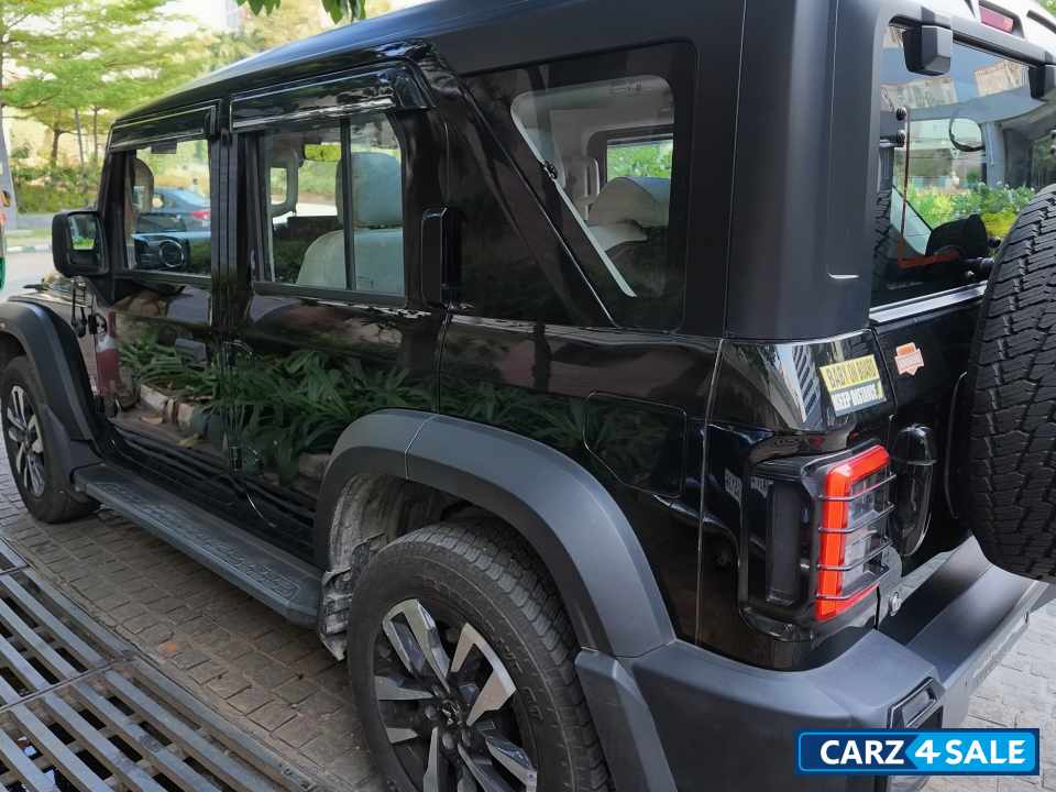 Stealth Black Mahindra Thar Roxx Stealth Black Mahindra Thar Roxx