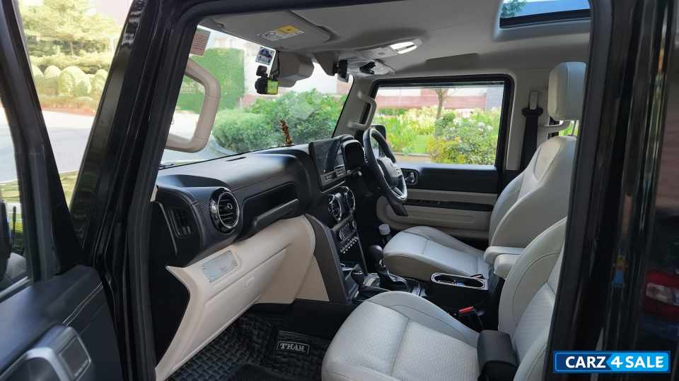 Stealth Black Mahindra Thar Roxx Stealth Black Mahindra Thar Roxx