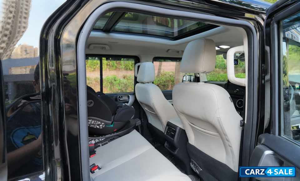 Stealth Black Mahindra Thar Roxx Stealth Black Mahindra Thar Roxx