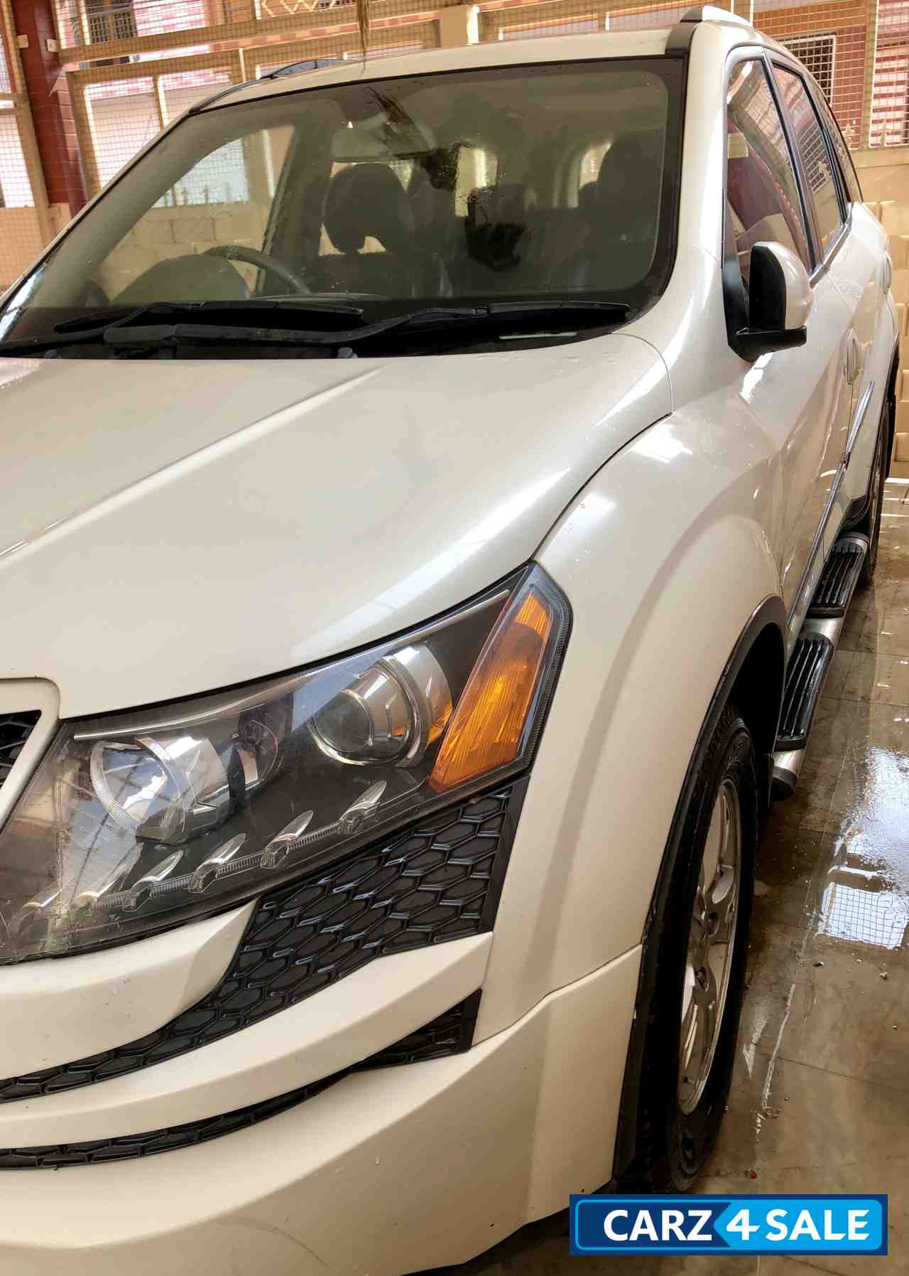 Mahindra  XUV 500 W8 2WD