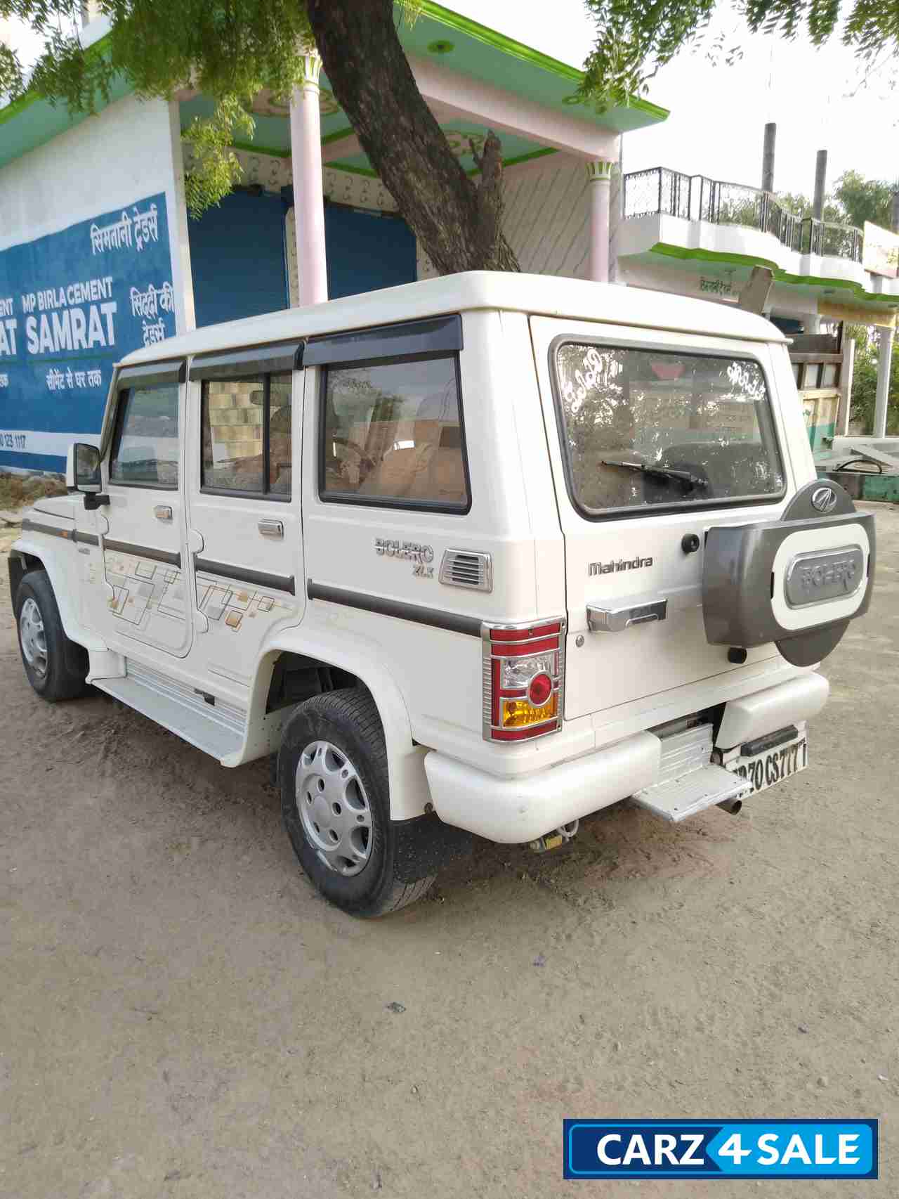 Mahindra  Bolero zlf top model 2014