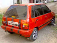 Red Maruti Suzuki 800