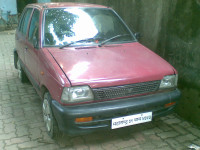 Maroon Maruti Suzuki 800