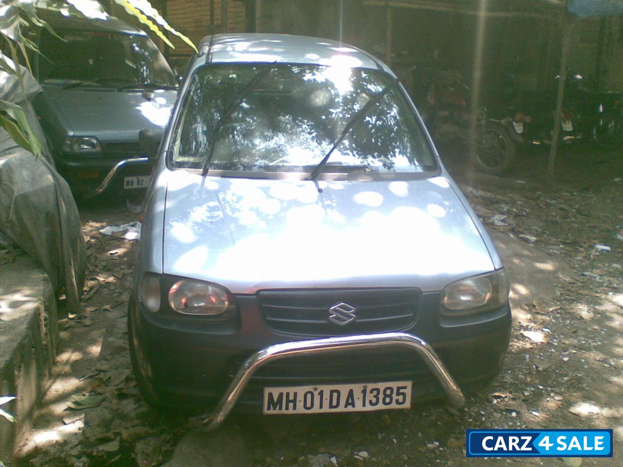 Silver Maruti Suzuki Alto