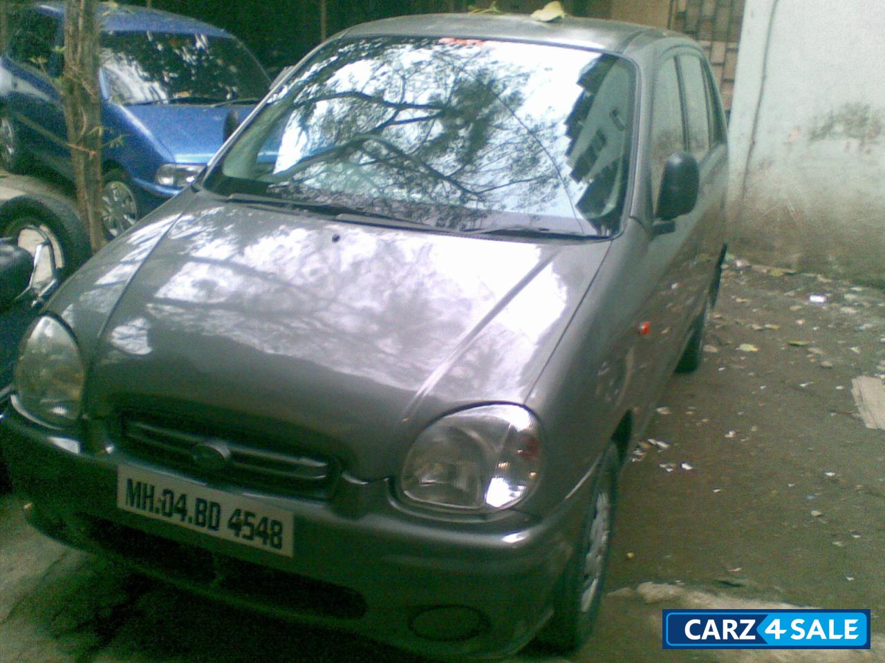 Grey Hyundai Santro