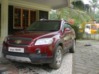 Red Chevrolet Captiva