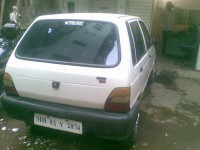 White Maruti Suzuki 800