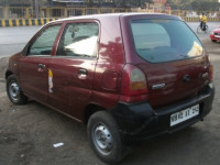 Red Maruti Suzuki Alto