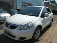 P.white Maruti Suzuki SX4