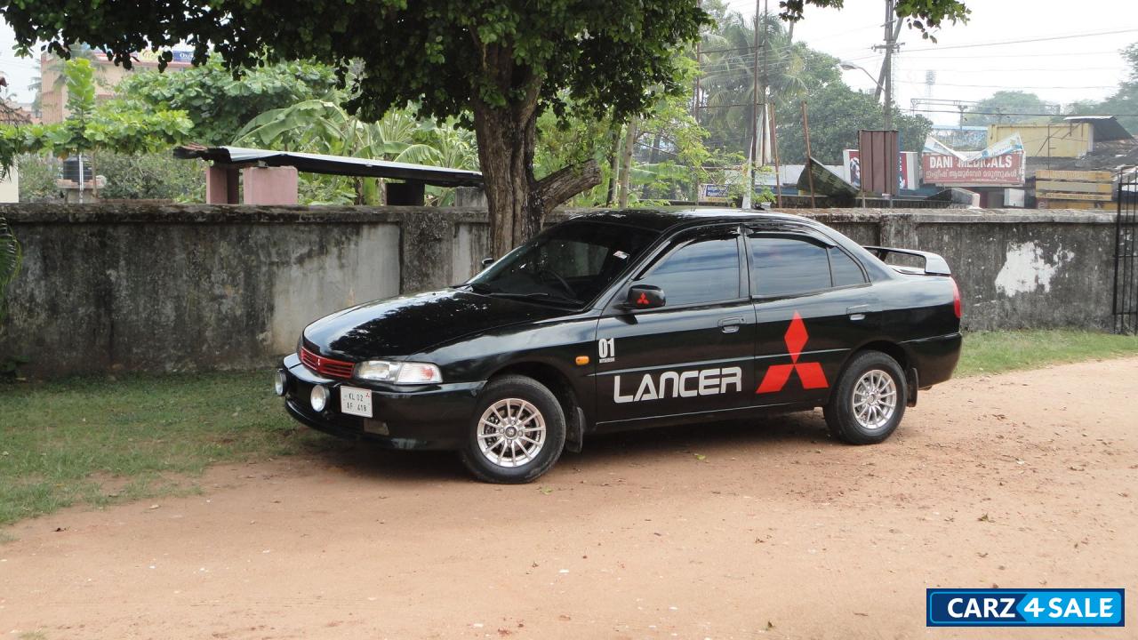 Magic Black Mitsubishi Lancer
