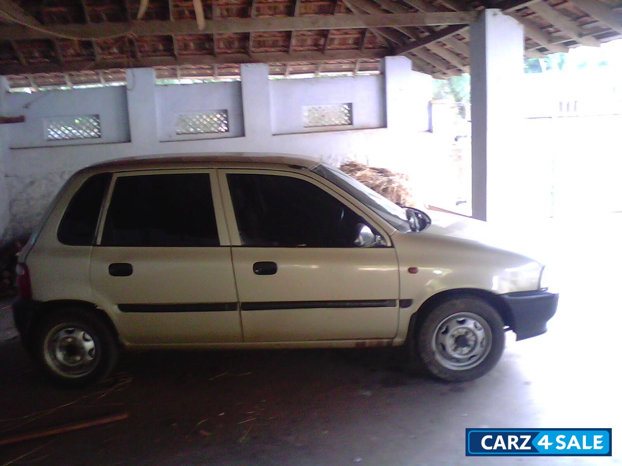 Golden Beige Maruti Suzuki Zen