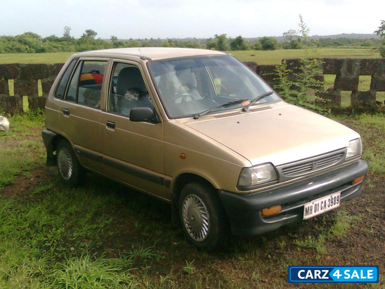 Golden Maruti Suzuki 800