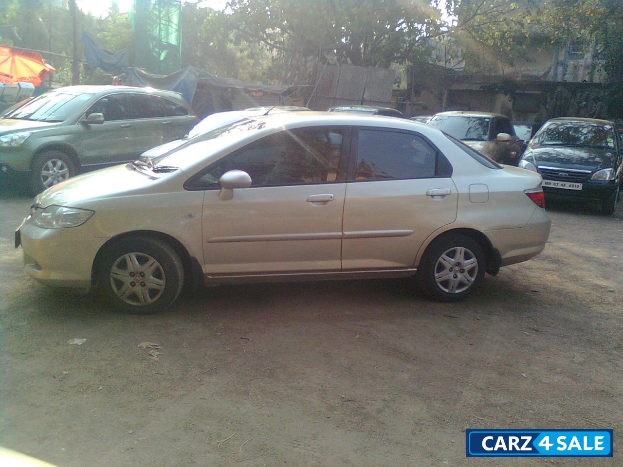 W Silver Honda City