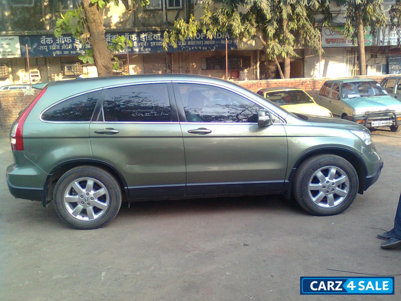 T.m. Green Honda CR-V