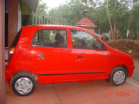 Red Hyundai Santro