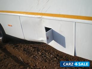 White eicher 10.75 bus 30 seater