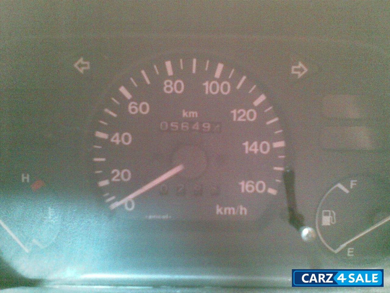 White Maruti Suzuki Zen