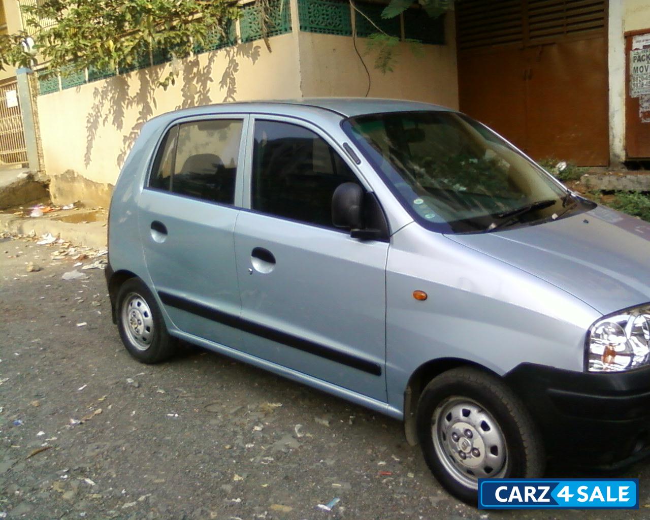 Bluish Silver Hyundai Santro