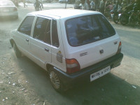 White Maruti Suzuki 800