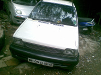 White Maruti Suzuki 800