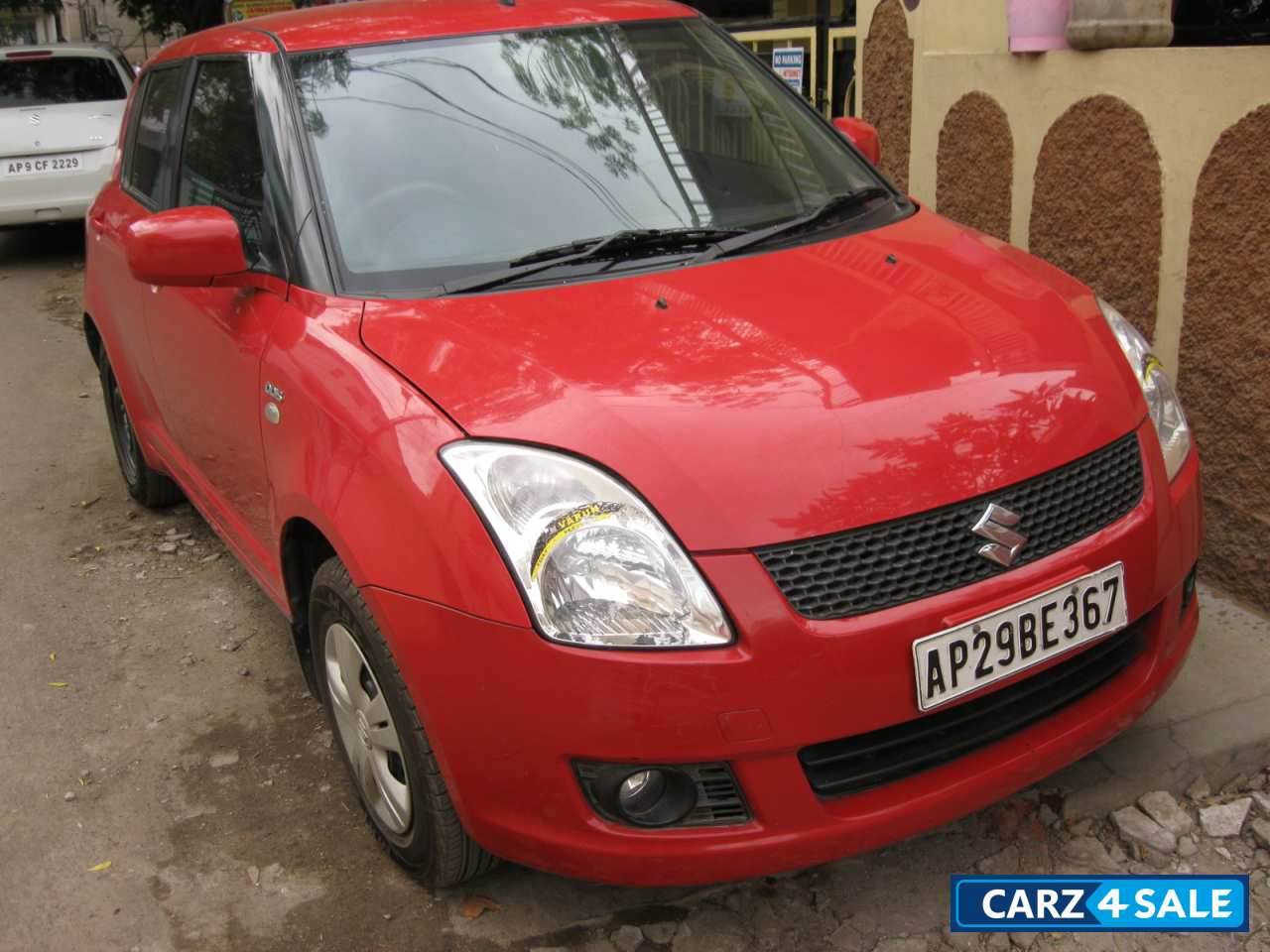 Maruti Suzuki Swift Maruti Suzuki Swift