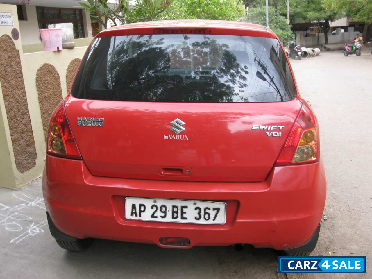 Maruti Suzuki Swift Maruti Suzuki Swift
