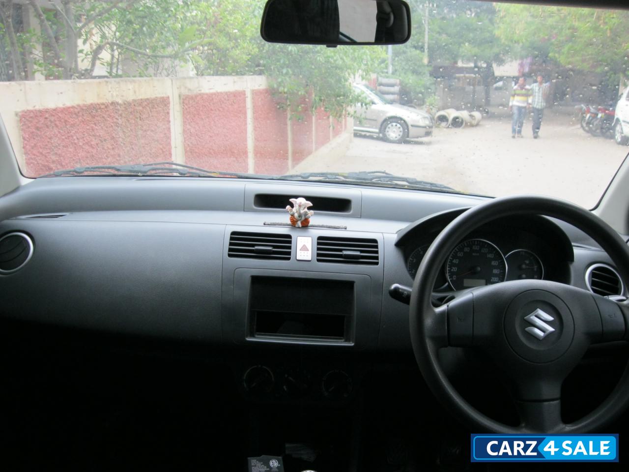 Maruti Suzuki Swift Maruti Suzuki Swift