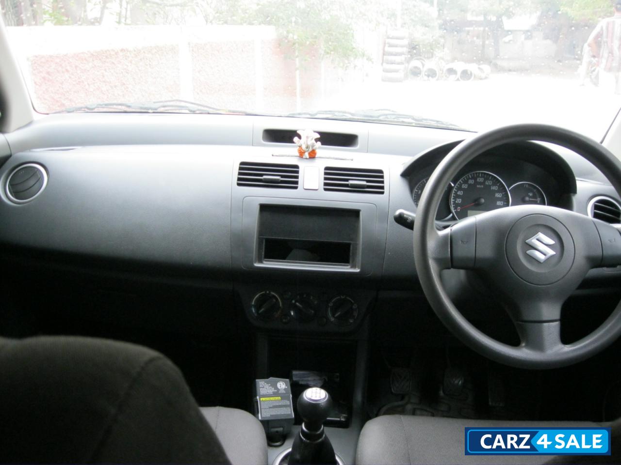 Maruti Suzuki Swift Maruti Suzuki Swift