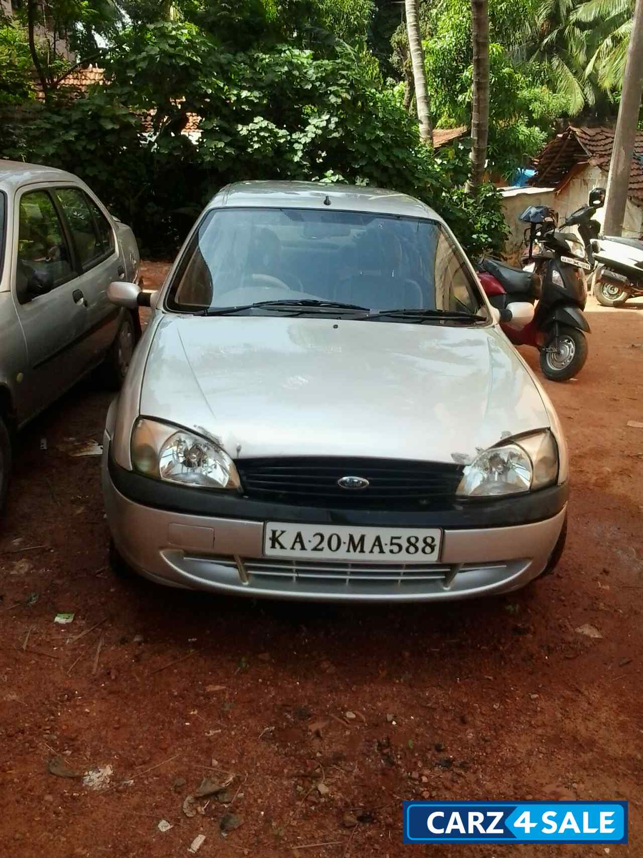 Silver Ford Ikon Silver Ford Ikon