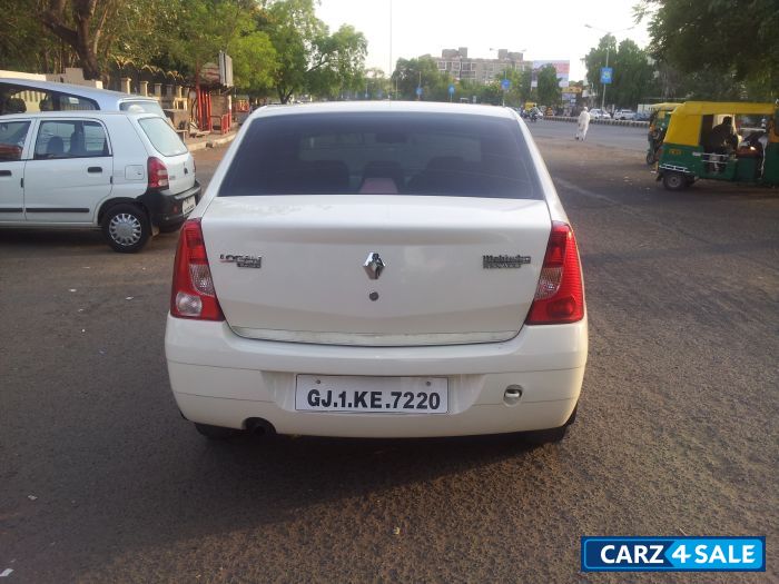 White Mahindra Renault Logan