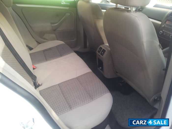 White Volkswagen Jetta White Volkswagen Jetta