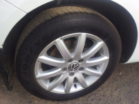 White Volkswagen Jetta