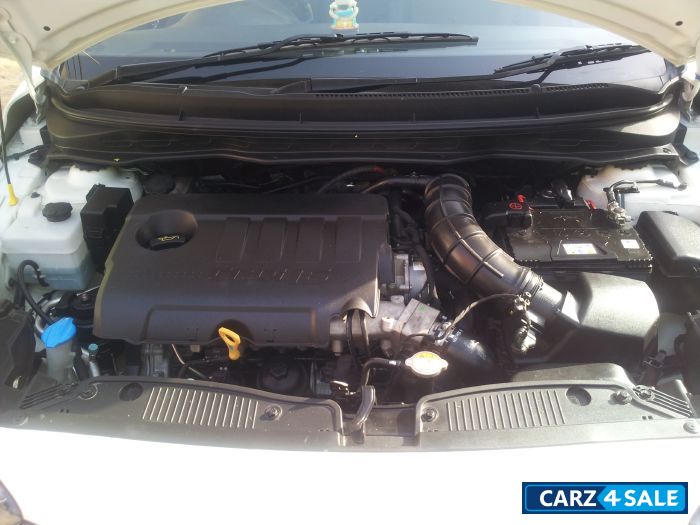 White Hyundai i20 Magna Optional 1.4D